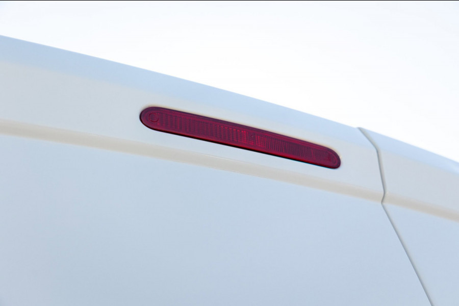 Peugeot Partner 1.2 PureTech Premium I 4 stuks op voorraad