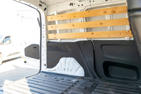 Peugeot Partner 1.2 PureTech Premium I 4 stuks op voorraad