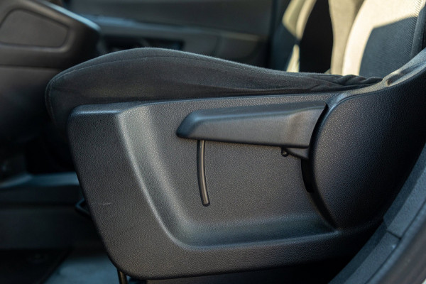 Peugeot Partner 1.2 PureTech Premium I 4 stuks op voorraad
