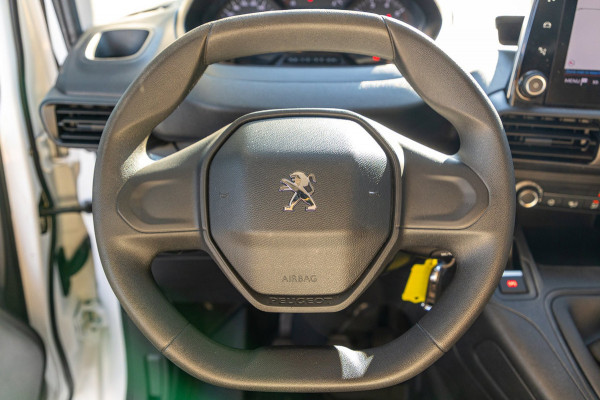 Peugeot Partner 1.2 PureTech Premium I 4 stuks op voorraad
