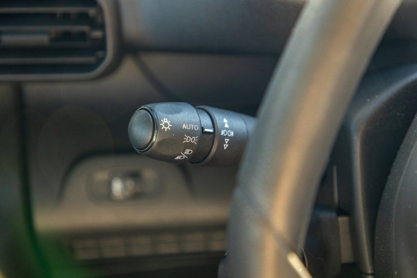 Peugeot Partner 1.2 PureTech Premium I 4 stuks op voorraad
