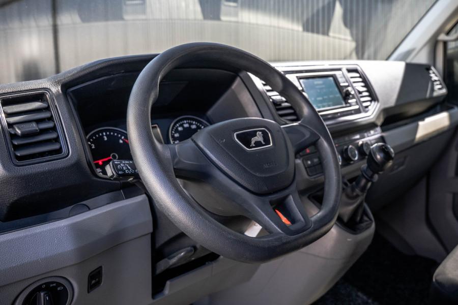 MAN TGE 2.0 TDI | L3H3 | 140PK | Trekhaak 3.0T | Camera | Carplay | Cruise | Airco