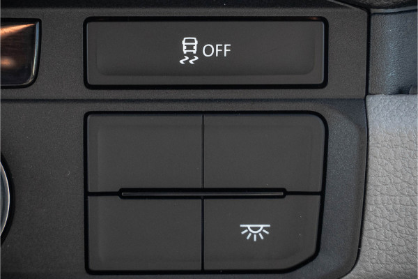 MAN TGE 2.0 TDI | L3H3 | 140PK | Trekhaak 3.0T | Camera | Carplay | Cruise | Airco