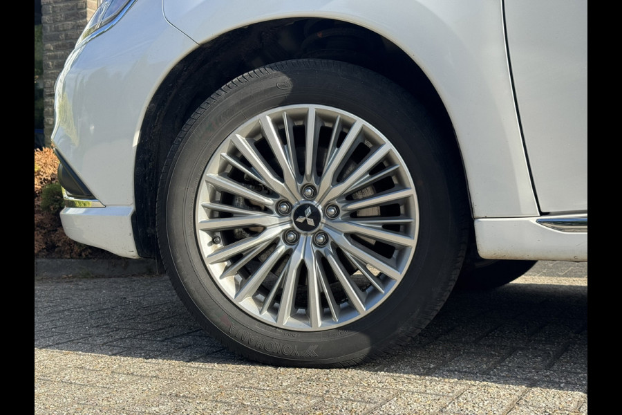 Mitsubishi Outlander 2.4 PHEV Pure | Carplay/Android, Camera, Stoelverw., Climate, Cruise | Parelmoer | Dealeronderhouden |