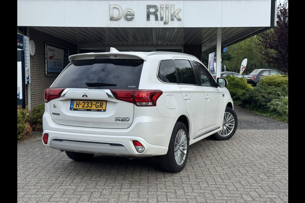 Mitsubishi Outlander 2.4 PHEV Pure | Carplay/Android, Camera, Stoelverw., Climate, Cruise | Parelmoer | Dealeronderhouden |