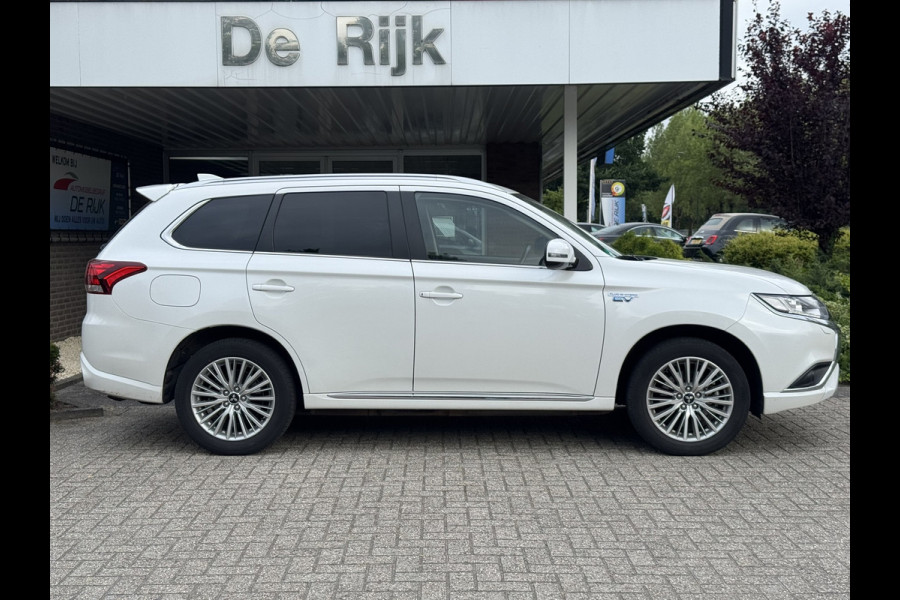Mitsubishi Outlander 2.4 PHEV Pure | Carplay/Android, Camera, Stoelverw., Climate, Cruise | Parelmoer | Dealeronderhouden |