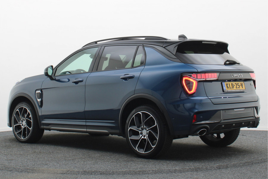 Lynk & Co 01 1.5 Plug-in Hybrid Two-Tone, Panoramadak, ACC, Keyless, Navigatie, PDC, LED, 20''
