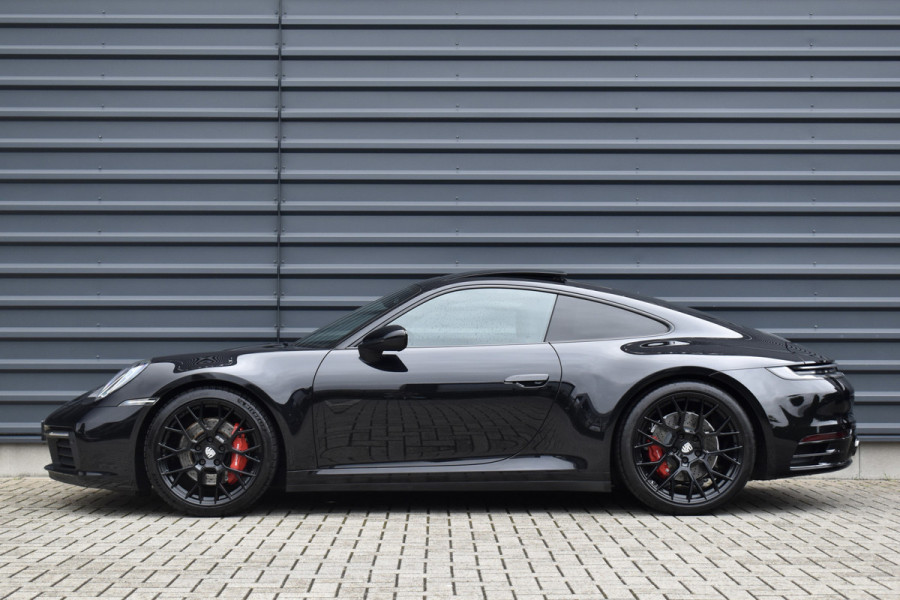 Porsche 911 3.0 Carrera S | Schuifdak | PPF Front | Sportuitlaat | Bose | Achterasbesturing | 20/21'' Wielen |