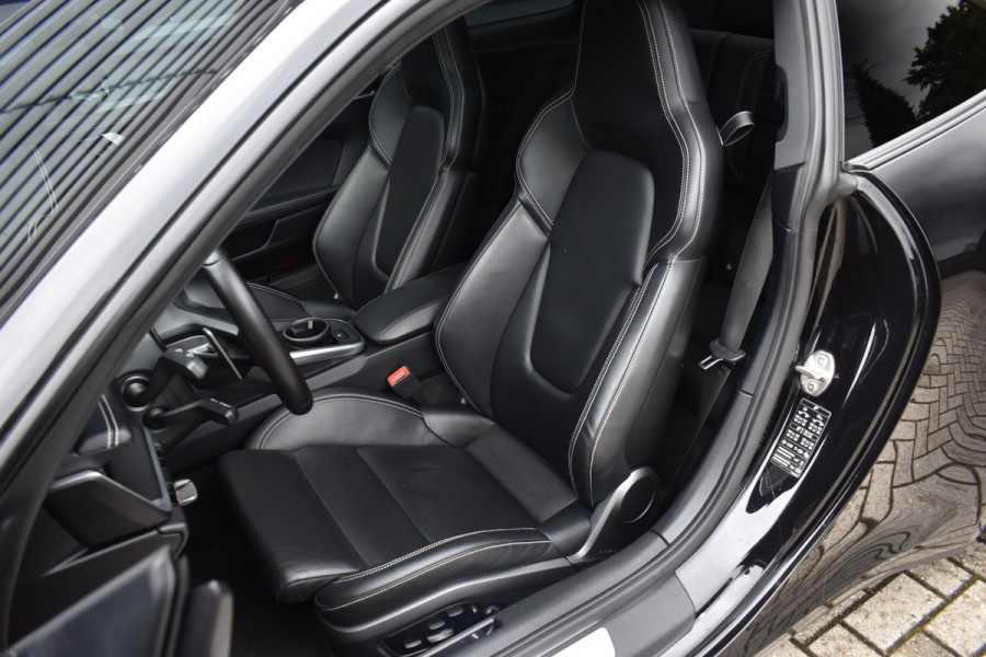 Porsche 911 3.0 Carrera S | Schuifdak | PPF Front | Sportuitlaat | Bose | Achterasbesturing | 20/21'' Wielen |