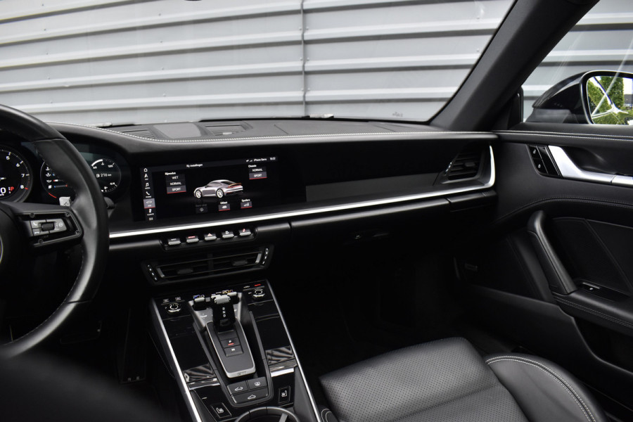 Porsche 911 3.0 Carrera S | Schuifdak | PPF Front | Sportuitlaat | Bose | Achterasbesturing | 20/21'' Wielen |