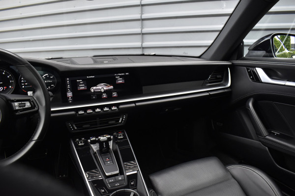 Porsche 911 3.0 Carrera S | Schuifdak | PPF Front | Sportuitlaat | Bose | Achterasbesturing | 20/21'' Wielen |