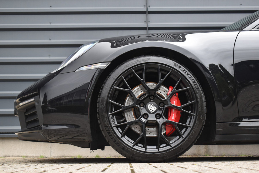 Porsche 911 3.0 Carrera S | Schuifdak | PPF Front | Sportuitlaat | Bose | Achterasbesturing | 20/21'' Wielen |