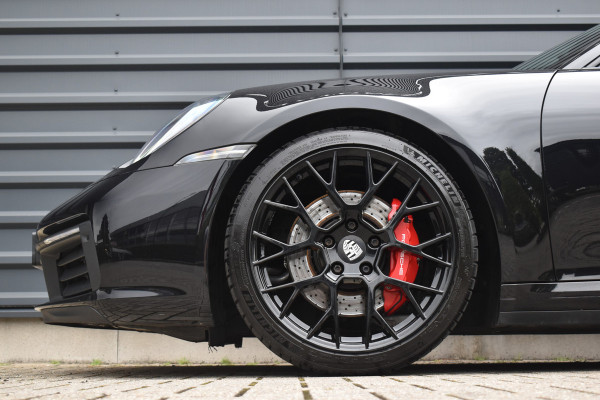 Porsche 911 3.0 Carrera S | Schuifdak | PPF Front | Sportuitlaat | Bose | Achterasbesturing | 20/21'' Wielen |