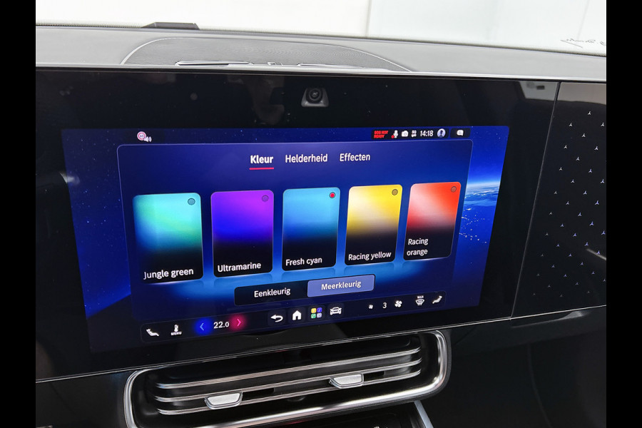 Mercedes-Benz CLA-Klasse Shooting Brake 250+ Business Solution AMG 85 kWh | Trekhaak | Vast panoramadak | Warmtewerend donkergetint glas | Massagefunctie | 18 inch vijfspaaks lichtmetalen AMG-velgen | URBAN GUARD |