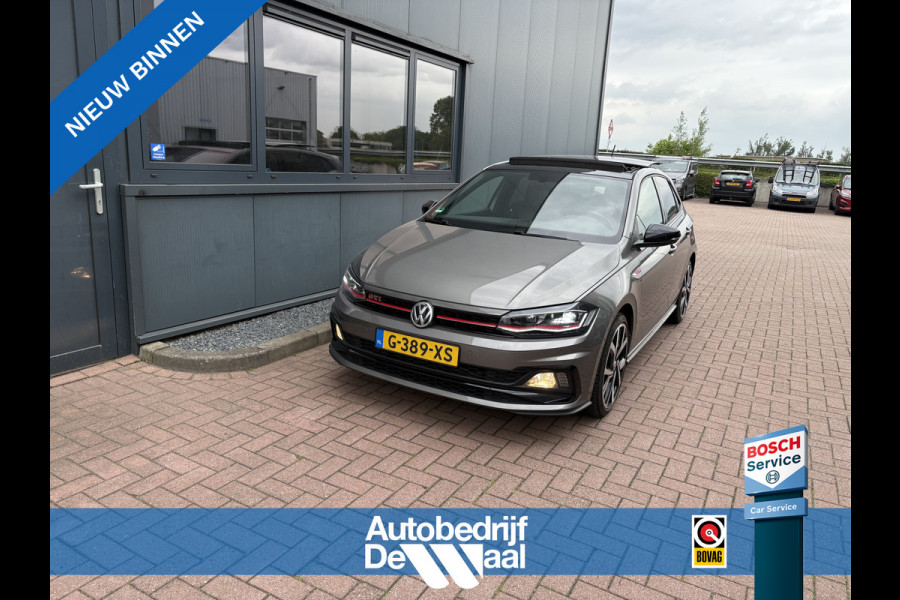 Volkswagen Polo 2.0 TSi 200pk GTi DSG 5-drs. SCHUIFDAK/BEATS/KEYLESS/CAMERA/DODEHOEK/1E EIGENAAR!