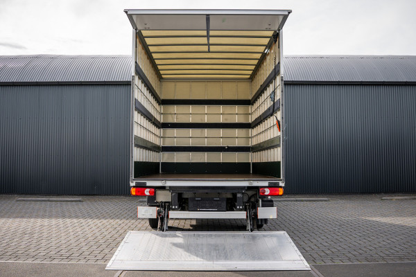 Renault Master 15.389 KM! | Bakwagen met Laadklep | 146PK | LED | Airco
