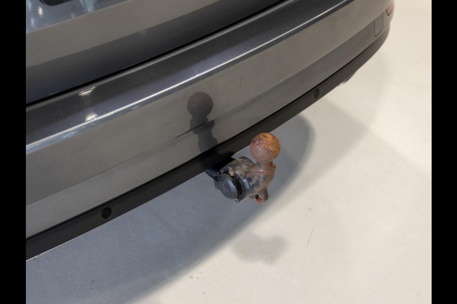 Škoda Superb Combi 1.4 TSI iV Sportline Business / 218pk / Trekhaak / Stoel en stuur verwarming /