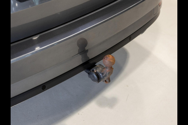 Škoda Superb Combi 1.4 TSI iV Sportline Business / 218pk / Trekhaak / Stoel en stuur verwarming /
