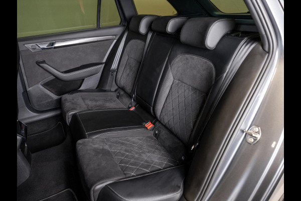 Škoda Superb Combi 1.4 TSI iV Sportline Business / 218pk / Trekhaak / Stoel en stuur verwarming /