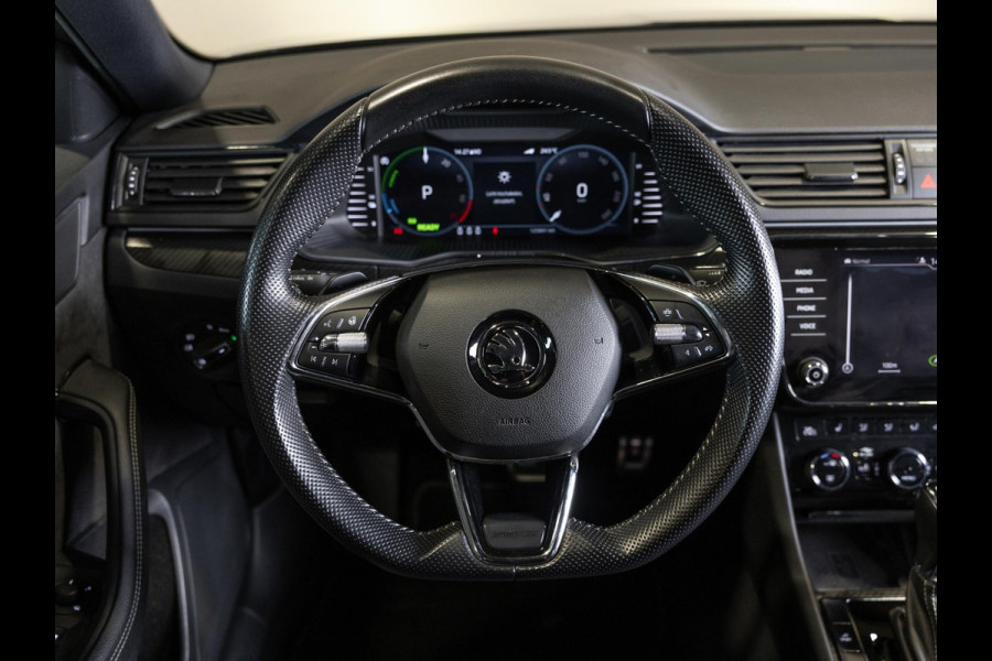 Škoda Superb Combi 1.4 TSI iV Sportline Business / 218pk / Trekhaak / Stoel en stuur verwarming /