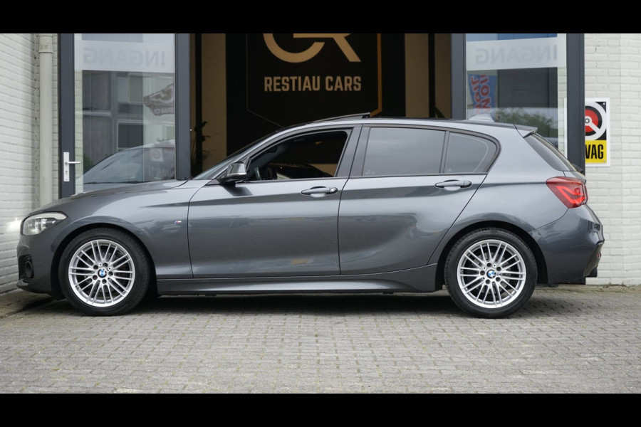 BMW 1-serie 118i M Sport Shadow Line AUTOMAAT|CRUISE|FULL LED|LEDER|NAVIGATIE|PANORAMA|STOELVERWARMING|TREKHAAK
