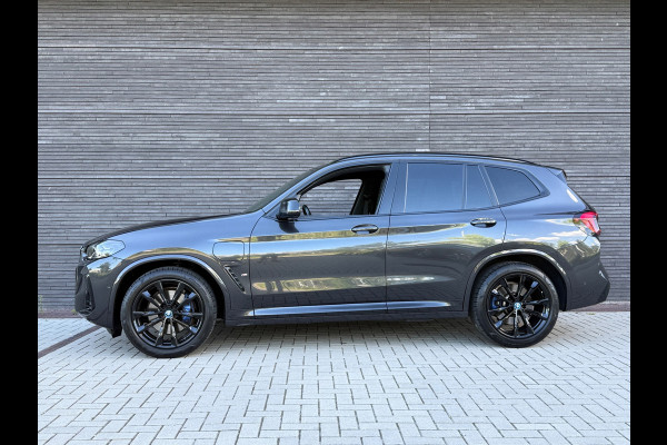 BMW X3 XDrive30e M Sport Pro 300pk PHEV SOH 99% Trekhaak| Pano | Memory | HUD | H&K | 20Inch