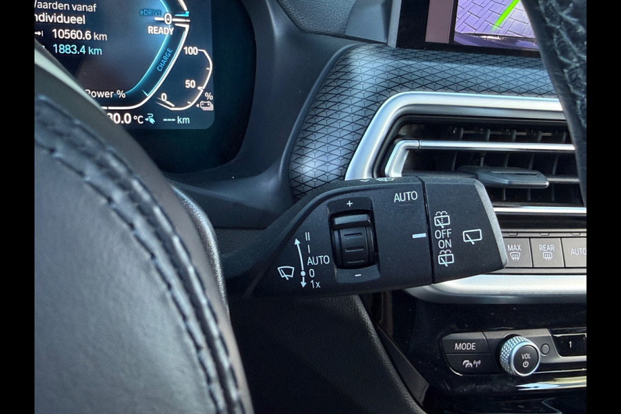 BMW X3 XDrive30e M Sport Pro 300pk PHEV SOH 99% Trekhaak| Pano | Memory | HUD | H&K | 20Inch