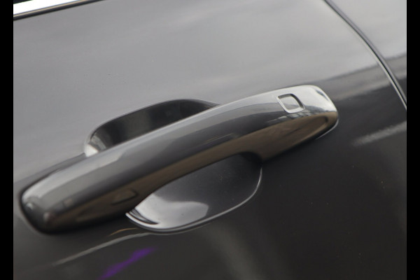 Volvo XC60 2.0 T6 Plug-in hybrid AWD Inscription / PANO / HUD / H&K / ACC / 360 / KEYLESS