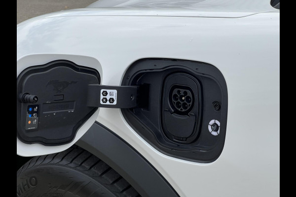 Ford Mustang Mach-E Extended RWD 98 kWh | 66.000 KM | Volledig Lederen Interieur | Technology Pack |