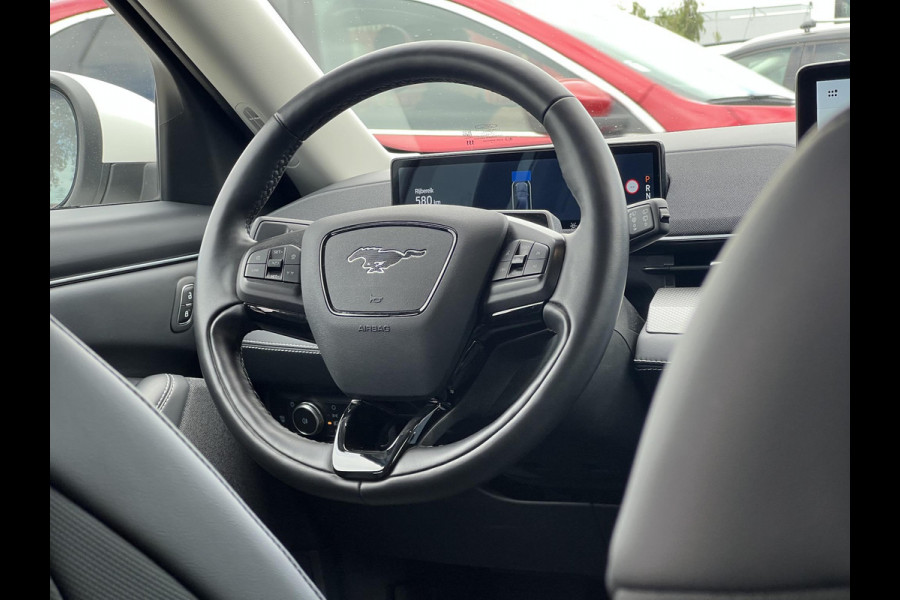 Ford Mustang Mach-E Extended RWD 98 kWh | 66.000 KM | Volledig Lederen Interieur | Technology Pack |
