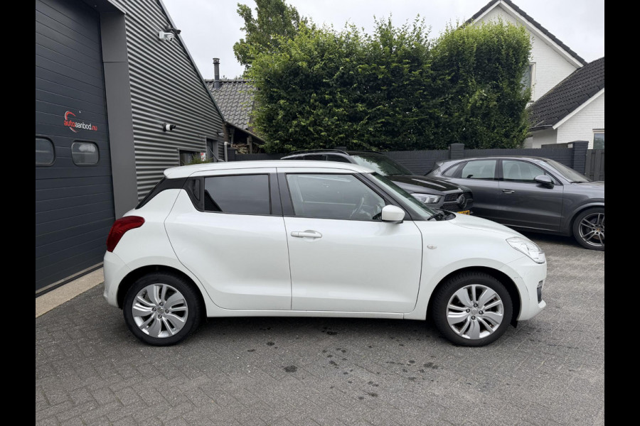 Suzuki Swift 1.2 Select | Navigatie | Camera | DAB | Lichtmetalen Velgen | Airco |