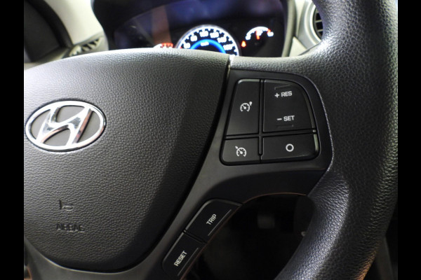 Hyundai i10 1.0i Comfort Smart Pack NAVI/AIRCO/CRUISE/PDC!