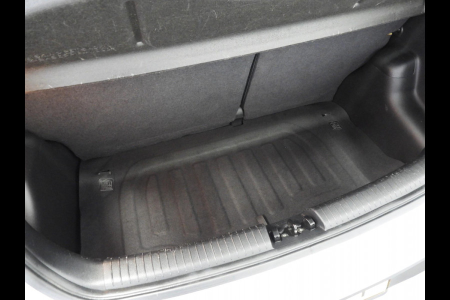 Hyundai i10 1.0i Comfort Smart Pack NAVI/AIRCO/CRUISE/PDC!