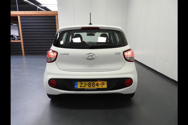 Hyundai i10 1.0i Comfort Smart Pack NAVI/AIRCO/CRUISE/PDC!