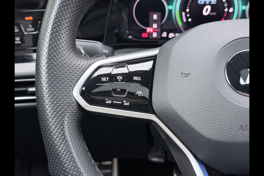 Volkswagen Golf 1.4 eHybrid GTE Pano/Camera/Blindspot