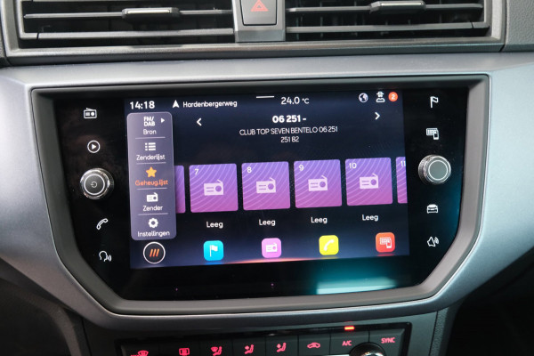 Seat Arona 1.0 TSI Style Business Intense - N.A.P. Airco, Cruise, Navi, PDC, Carplay, Trekhaak.