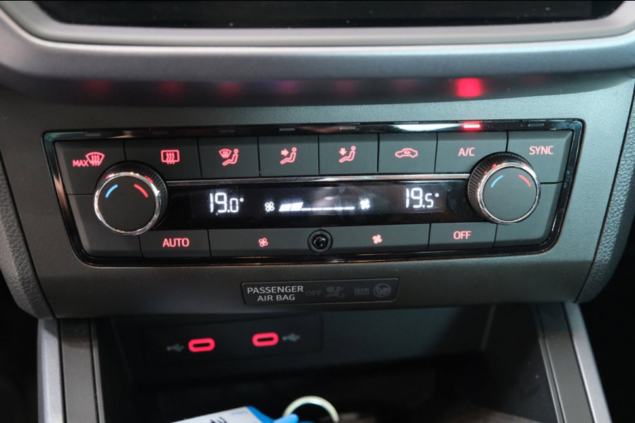 Seat Arona 1.0 TSI Style Business Intense - N.A.P. Airco, Cruise, Navi, PDC, Carplay, Trekhaak.