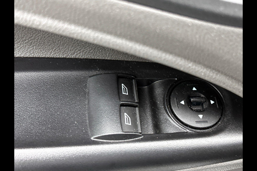 Ford Transit Connect 1.5 EcoBlue Automaat L2 Trend Navigatie Airco Parkeersensoren Cruise Control Camera
