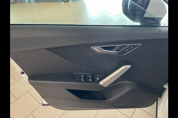 Audi Q2 30 TFSI Advanced edition AIRCO NAVI CRUISE BLUETOOTH ELEK RAMEN CENT VERG VELGEN TREKHAAK HOGE ZIT ZEER NETTE AUTO