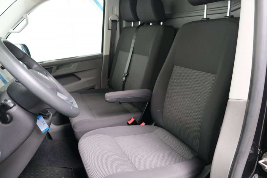 Volkswagen Transporter 2.0 TDI 150PK L2H1 28 Comfortline Automaat - Airco, Cruise, Navi, PDC, Camera, Carplay, Trekhaak.