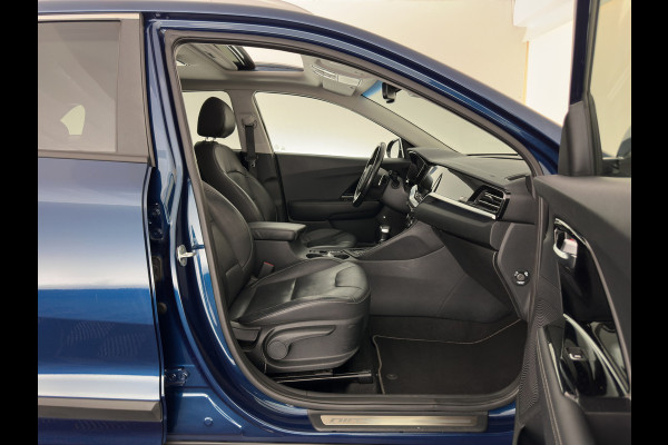 Kia Niro 1.6 GDi Hybrid ExecutiveLine (INCL-BTW) Aut. *PANO | LEATHER | FULL-LED | NAVI-FULLMAP | DIGI-COCKPIT | HEATED-COMFORTSEATS | CAMERA | DAB+ | KEYLESS | ECC | SHIFTPADDLES | ADAPTIVE-CRUISE | LANE-ASSIST | TOWBAR | 18"ALU