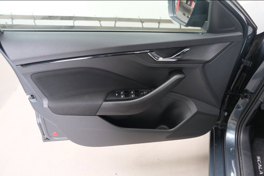 Škoda SCALA 1.0 TSI Active - N.A.P. Airco, Cruise, PDC.