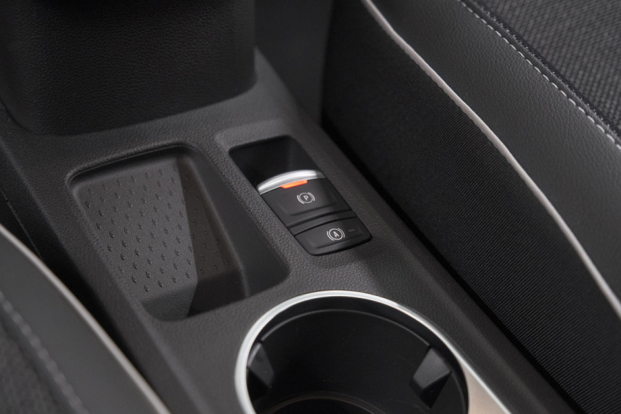 Renault Captur 1.6 E-Tech Full Hybrid 145 Techno | Navigatie | Camera | Parkeersensoren | Apple Carplay