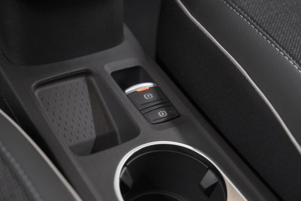 Renault Captur 1.6 E-Tech Full Hybrid 145 Techno | Navigatie | Camera | Parkeersensoren | Apple Carplay