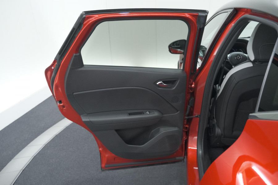 Renault Captur 1.6 E-Tech Full Hybrid 145 Techno | Navigatie | Camera | Parkeersensoren | Apple Carplay