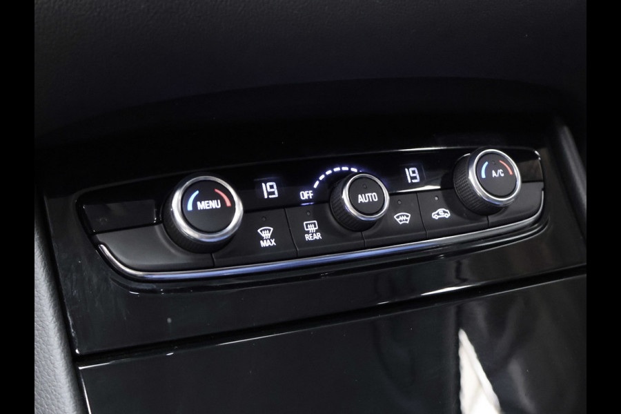 Opel Grandland 1.6 Turbo Plug-In Hybrid Business Elegance Sport (APPLE CARPLAY,NAVI,CAMERA,CRUISE,GETINT,SPORTSTOELEN,LM VELGEN)