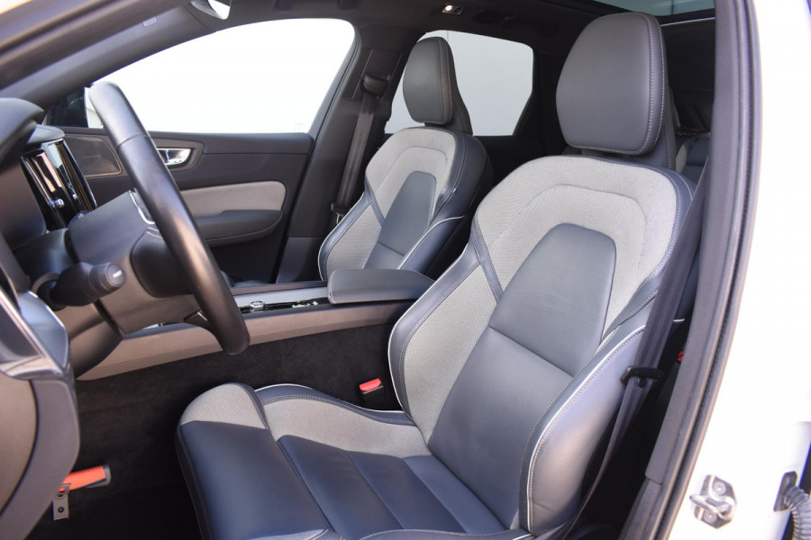 Volvo XC60 B4 197PK Automaat R-Design / Adaptive Cruise control / Elektrische stoelen / Best. stoel met geheugen / Elektrisch panorama schuif-/kanteldak / Stuurverwarming / Stoelverwarming / Achteruitrijcamera / Harman Kardon