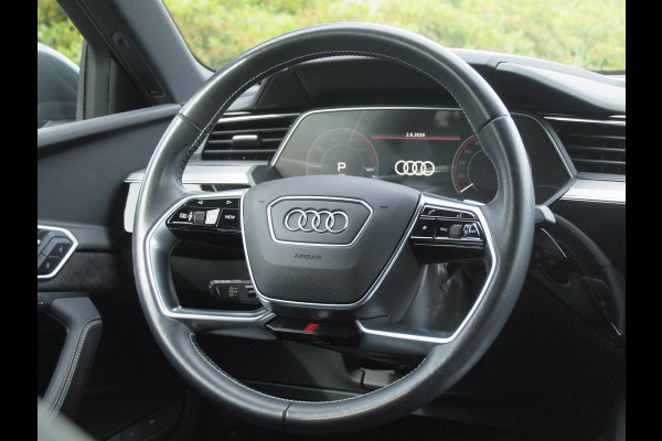 Audi e-tron Sportback 55 quattro S edition 95 kWh | Panoramadak | Camera | Sfeerverlichting | Bang & Olufsen | 22 inch |