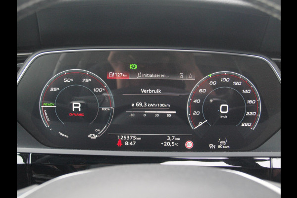 Audi e-tron Sportback 55 quattro S edition 95 kWh | Panoramadak | Camera | Sfeerverlichting | Bang & Olufsen | 22 inch |