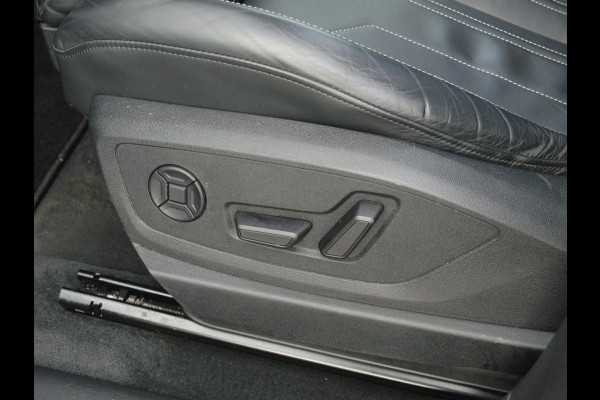 Audi e-tron Sportback 55 quattro S edition 95 kWh | Panoramadak | Camera | Sfeerverlichting | Bang & Olufsen | 22 inch |
